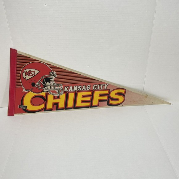 Kansas City Chiefs - Set Bandiera Da Parete In Feltro 30,5x76,2 Cm Con Adesivi E Puntine, Stendardo Ufficiale NFL Per Fan Zone, Garage, Camera Da Letto - 2